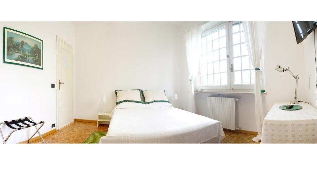 B&B La Riviera Arignano Habitación foto